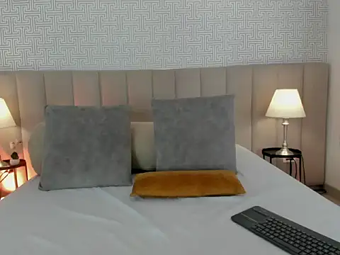 Sasha_Wolff's cam snapshot