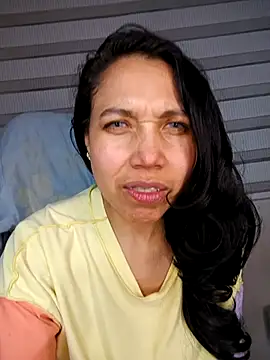 KimPielCanela's cam snapshot