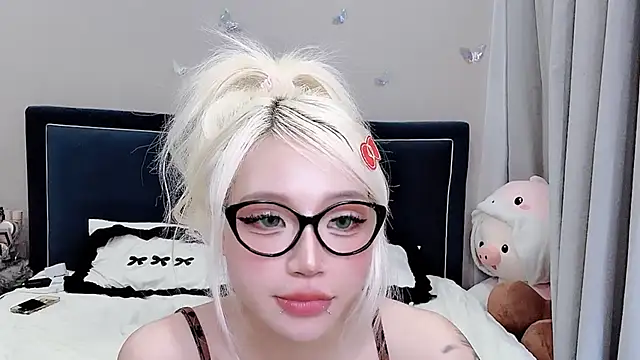 _Gwendolyn_'s cam snapshot