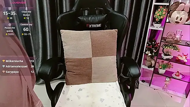 Yuki-yio's cam snapshot