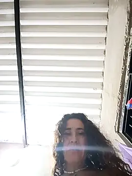 Dirty-Divorced-mother7's cam snapshot