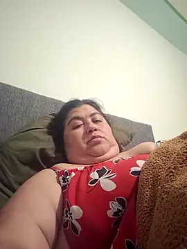 curvy_diva_'s cam snapshot