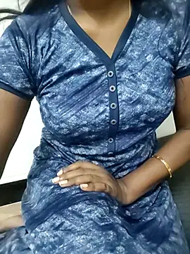 Tamilmallu-duskygirl03's cam snapshot