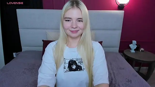 RuthBryant's cam snapshot