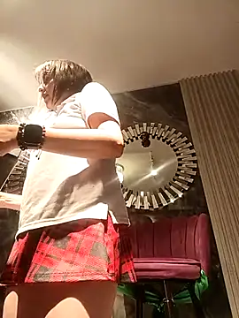 IsisBlake's cam snapshot