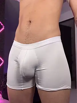 bigryann23 live sex cam