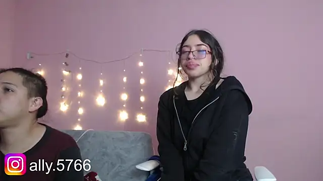 GoalXCouple live sex cam