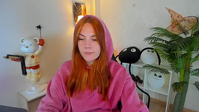 Gingerr_pie's cam snapshot