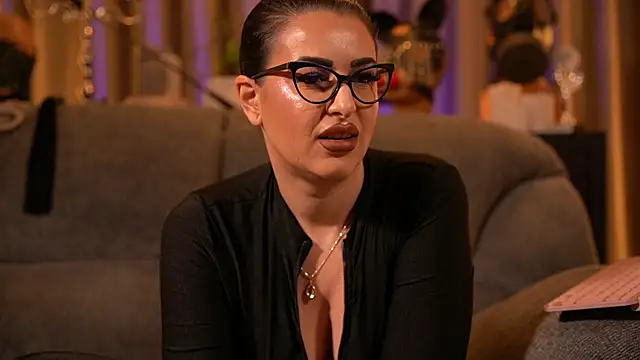 kelly_kent's cam snapshot