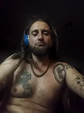 Ozomitro live sex cam