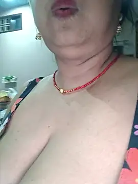 Dianaa9 live sex cam