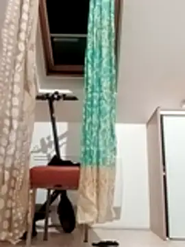 JOHANNA9MOI02 live sex cam