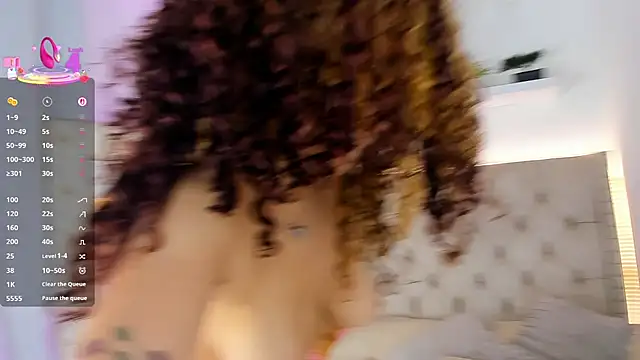 venus__valencia's cam snapshot