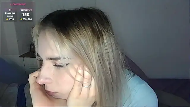 BlueandJen's cam snapshot