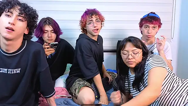 Otter_Star live sex cam