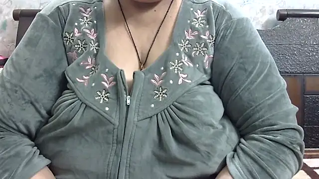 Kavya_XX live sex cam