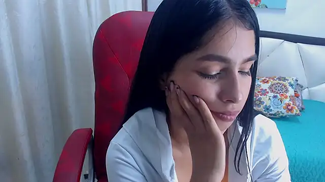 Natasha_Ferrec's cam snapshot