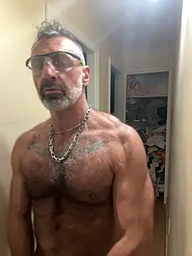 DaddySnowXX live sex cam