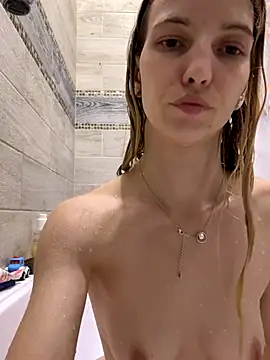 Adelina0001 live sex cam