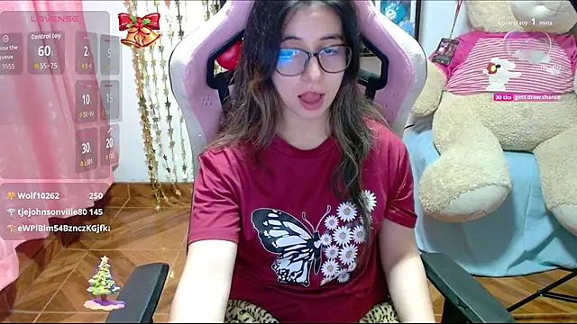 Maggie_Fox3's cam snapshot