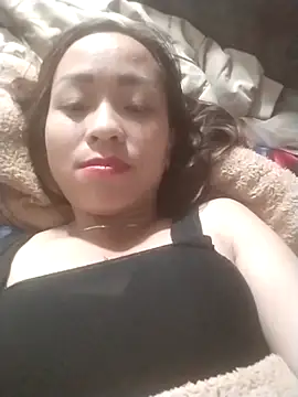 girl-ten's cam snapshot