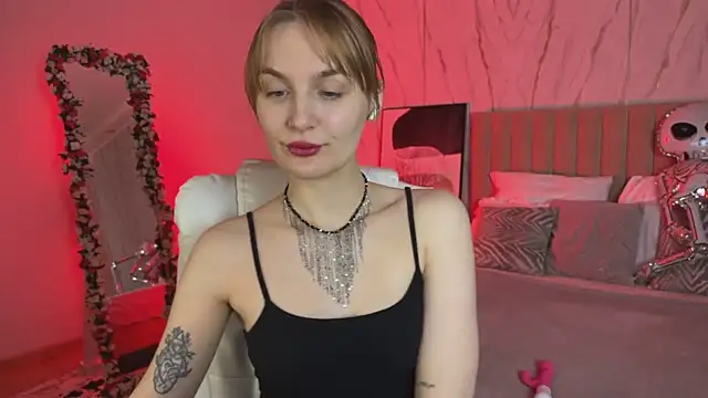 _Vikky_Moon_'s cam snapshot