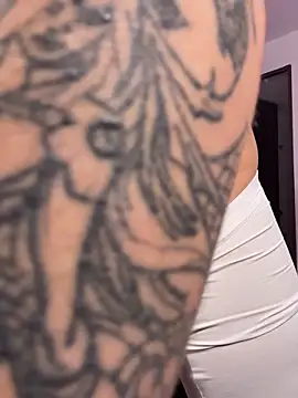 bigryann23 live sex cam