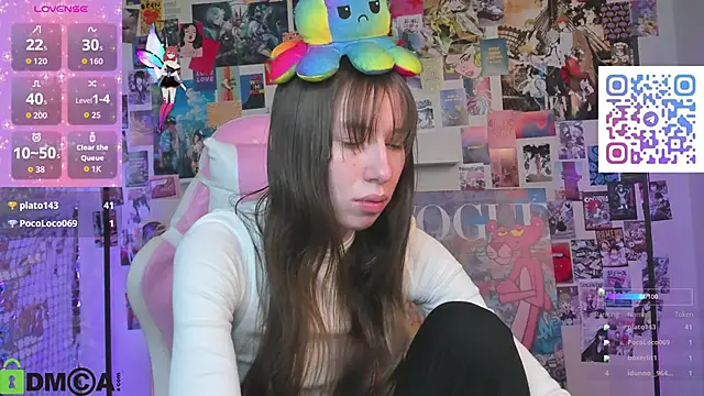 Lisbeth__Salander's cam snapshot