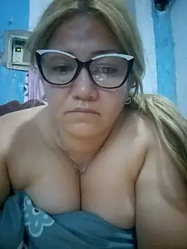 Carlotaazul's cam snapshot