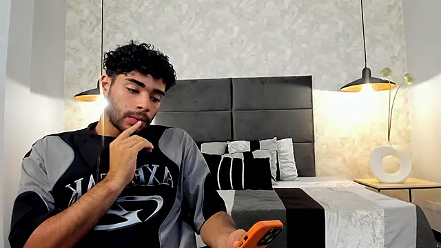 RaphaelDufort's cam snapshot