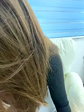 jiajia1060's cam snapshot