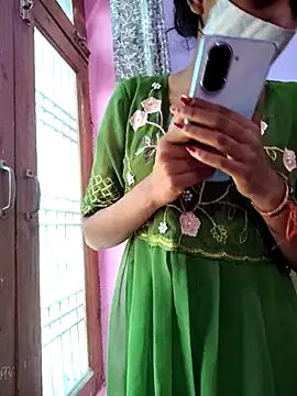 Student12th's cam snapshot