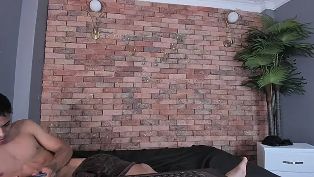 adam_piarse01 live sex cam