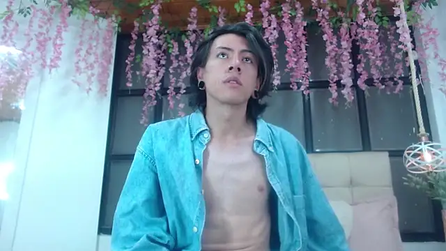 camerongrey's cam snapshot