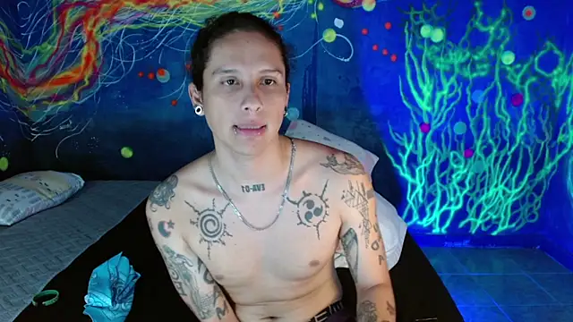 alan_dominat's cam snapshot