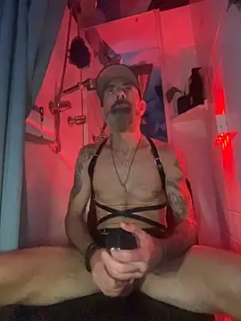 HandyBro live sex cam