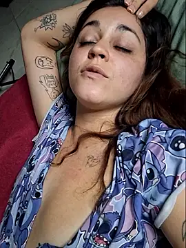 luuhcat09's cam snapshot