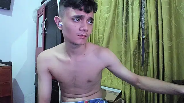 Waturox live sex cam