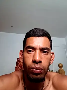 Negritohot2828's cam snapshot