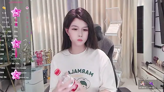 Cn-Judycutie live sex cam