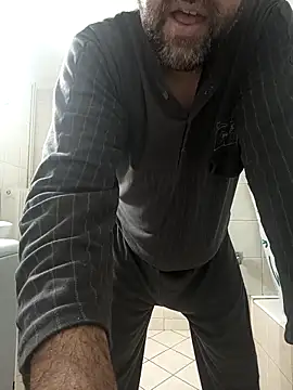 Openmind_42 live sex cam