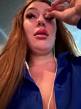 AndreaMood live sex cam