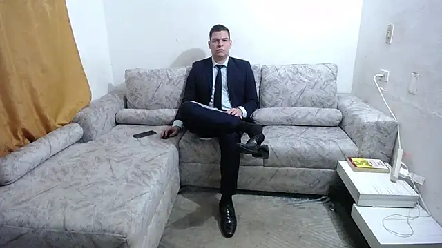 Victor_Maitland live sex cam