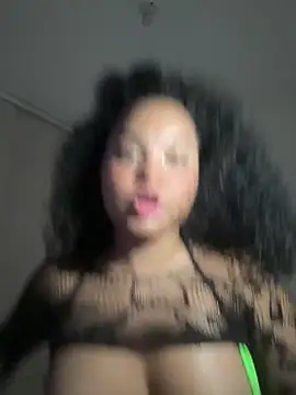 Lucy_wilson5 live sex cam