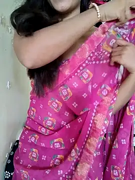 Meenakshi_ live sex cam