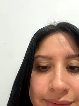 lucy_grey25's cam snapshot