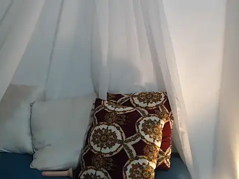 Lailahadi's cam snapshot