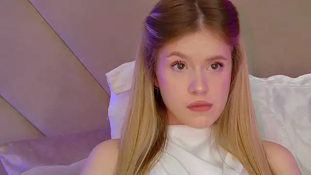 MilanaBalmain live sex cam