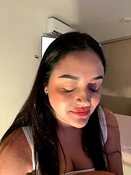 kenndall_21 live sex cam