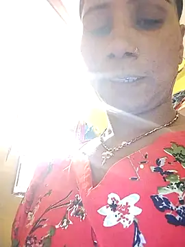 hootmom's cam snapshot